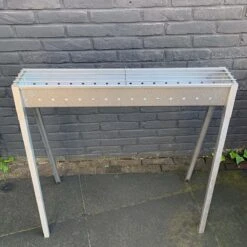 Spiedini Saté-bbq Bali 80 - Saté Houtskoolbarbecue Met Horizontaal Rooster - 80 Cm Lang, 11 Cm Breed - Materiaal: Gealuminiseerd Ijzer 34 Spiedini Saté-bbq Bali 80 - Saté Houtskoolbarbecue Met Horizontaal Rooster - 80 Cm Lang, 11 Cm Breed - Materiaal: Gealuminiseerd Ijzer -Barbecue Benodigdheden 1198x1200 3