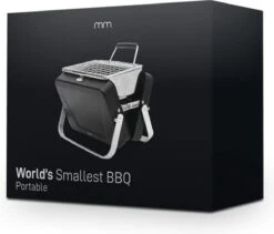 Mikamax Draagbare Mini BBQ - Barbecue - 's Werelds Kleinste Barbecue - Past In Je Broekzak - 18 × 6 × 15,5 Cm - 714 Gram - Mat Zwart -Barbecue Benodigdheden 1200x1023