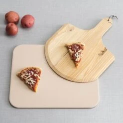 Buxibo 2in1 Pizzasteen - Voor BBQ & Oven - Inclusief Serveer Plank - Pizzabord/Pizzaplank - 30.5 X 38.1 X 1.4 Cm -Barbecue Benodigdheden 1200x1200 391