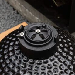 BluMill Kamado BBQ Egg - Kamado 13 Inch - Incl. Vlees Thermometer - Houtskoolbarbecues - Zwart - Ø 27cm -Barbecue Benodigdheden 1200x1200 67