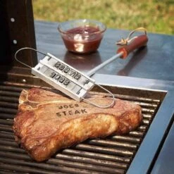 Merkloos BBQ Branding Iron - Barbecuegereedschapset - Bbq Accessoires - Bbq Brandijzer -Barbecue Benodigdheden 1200x1200 812