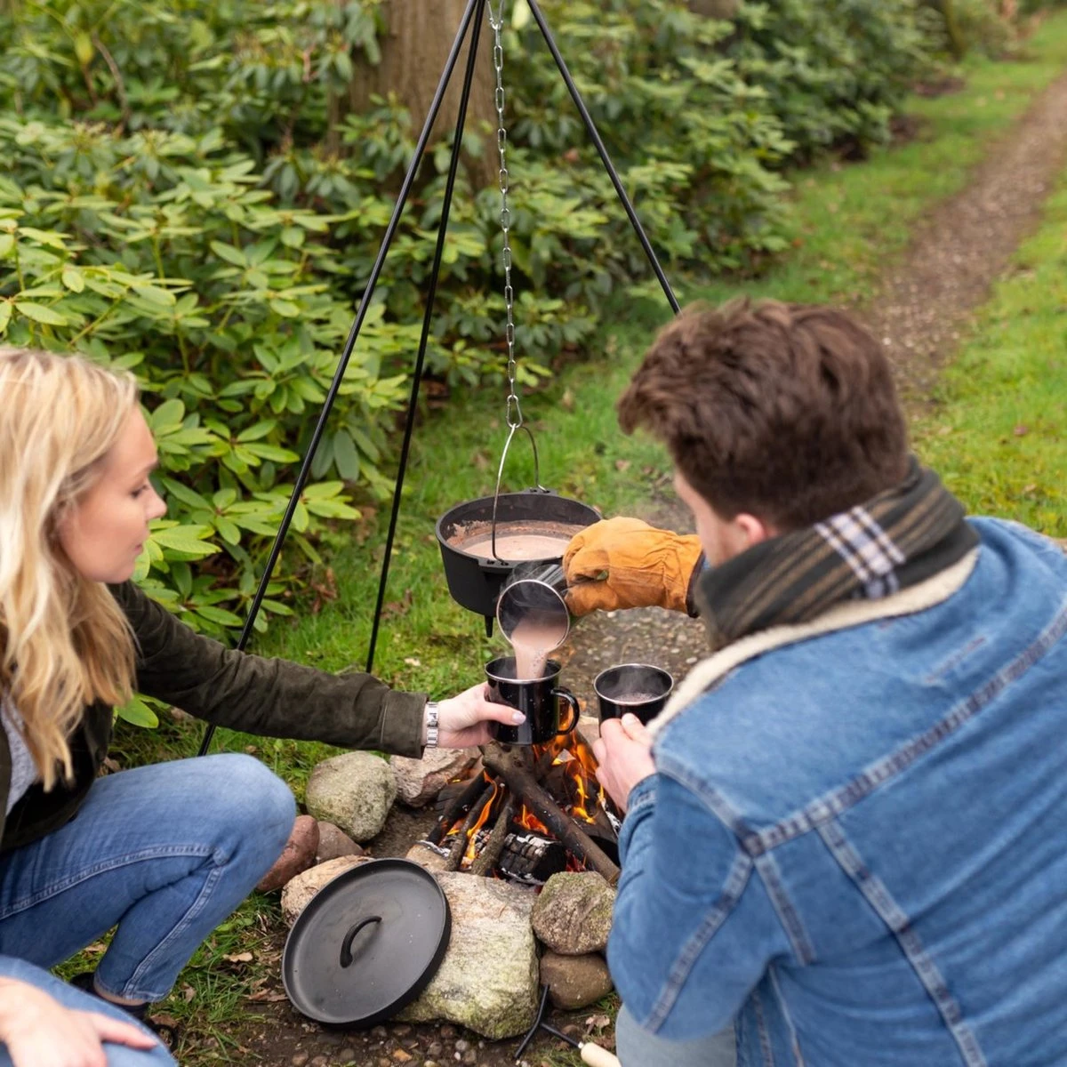 Esschert Design - Driepoot Met Ketting - Haardvuur Accessoires - Staal - Zwart 14 Esschert Design - Driepoot Met Ketting - Haardvuur Accessoires - Staal - Zwart - Afbeelding 12