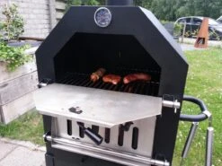 Merkloos MaxxGarden Pizza Oven - Smoker Barbecue Houtskool 45 X 65 X 158cm 28 Merkloos MaxxGarden Pizza Oven - Smoker Barbecue Houtskool 45 X 65 X 158cm -Barbecue Benodigdheden 1200x900 12