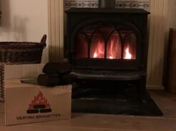 Merkloos Turfbriketten - Turfblokken- Turf - 1x14 Stuks - Haardhout - Kachel - Openhaard - 14 Kg -Barbecue Benodigdheden 1200x900 34